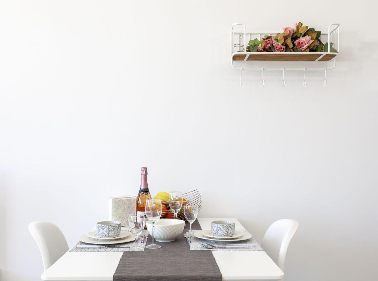 Ferienwohnung Fedias Luxury Flat Psyrri Square Athen Exterior foto
